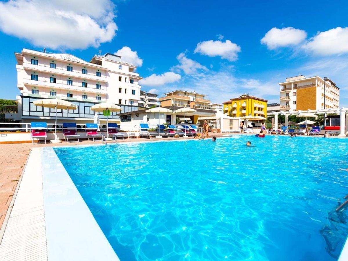 Hotel Tokio Village Lido Di Savio Esterno foto